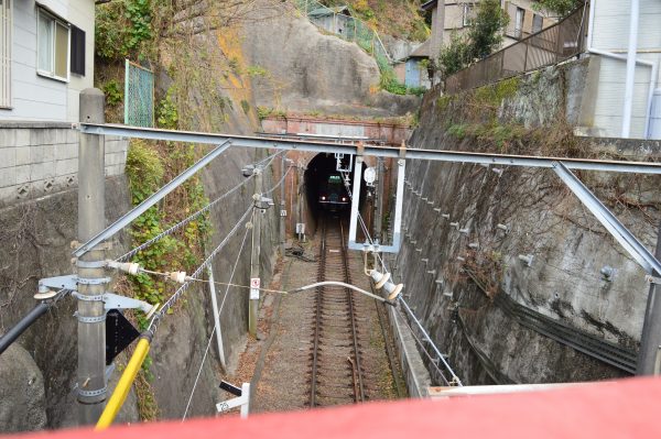 極楽寺駅付近