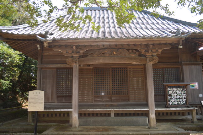円覚寺の弁天堂