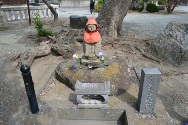 鎌倉　本覚寺のお地蔵様